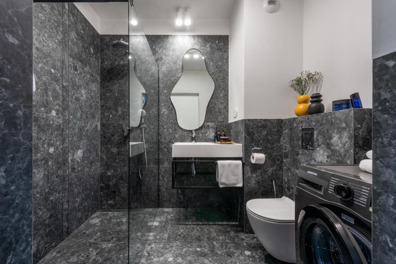 Apartamenty-Wroc Ksiecia Witolda By The River Breslavia Esterno foto