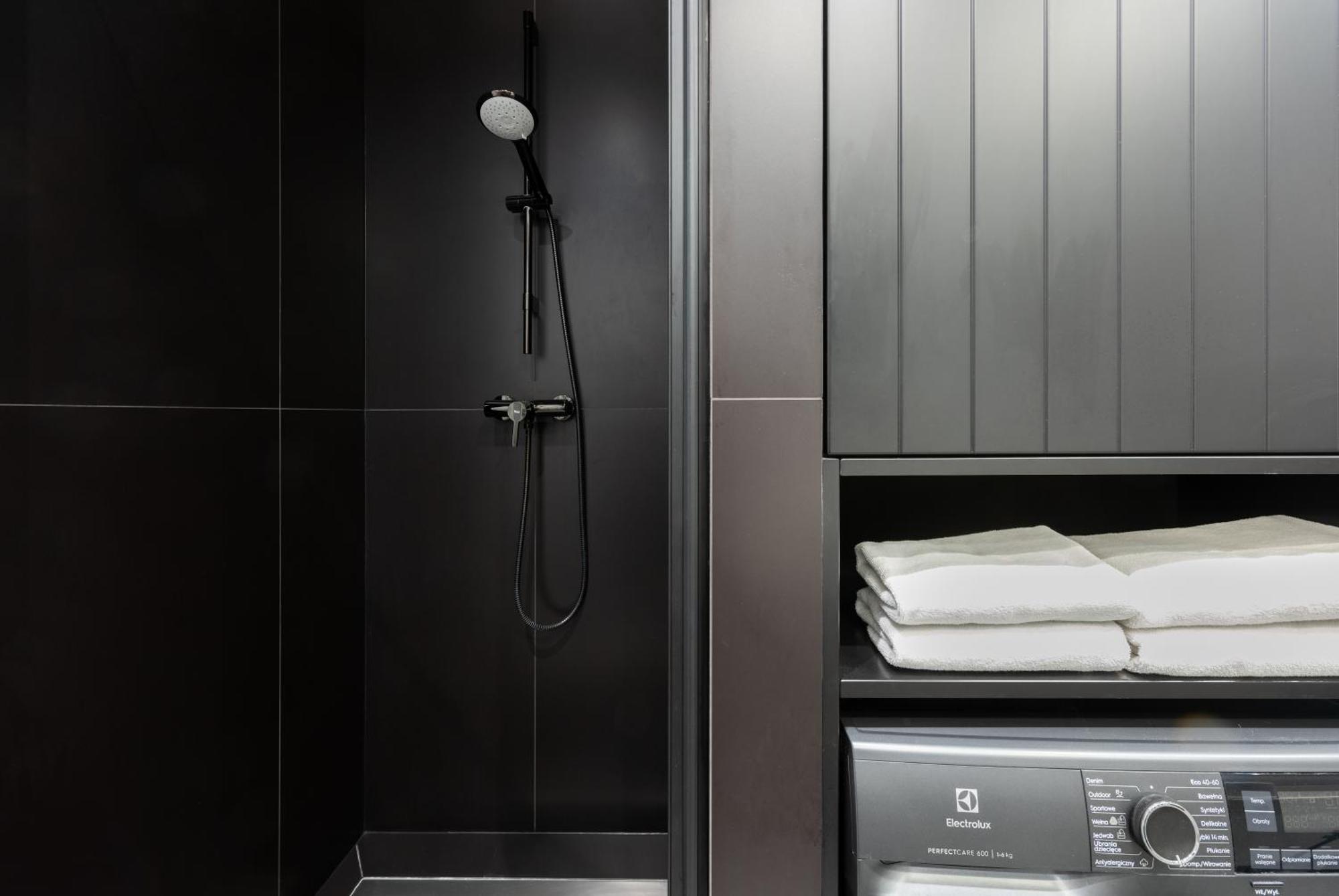 Apartamenty-Wroc Ksiecia Witolda By The River Breslavia Esterno foto